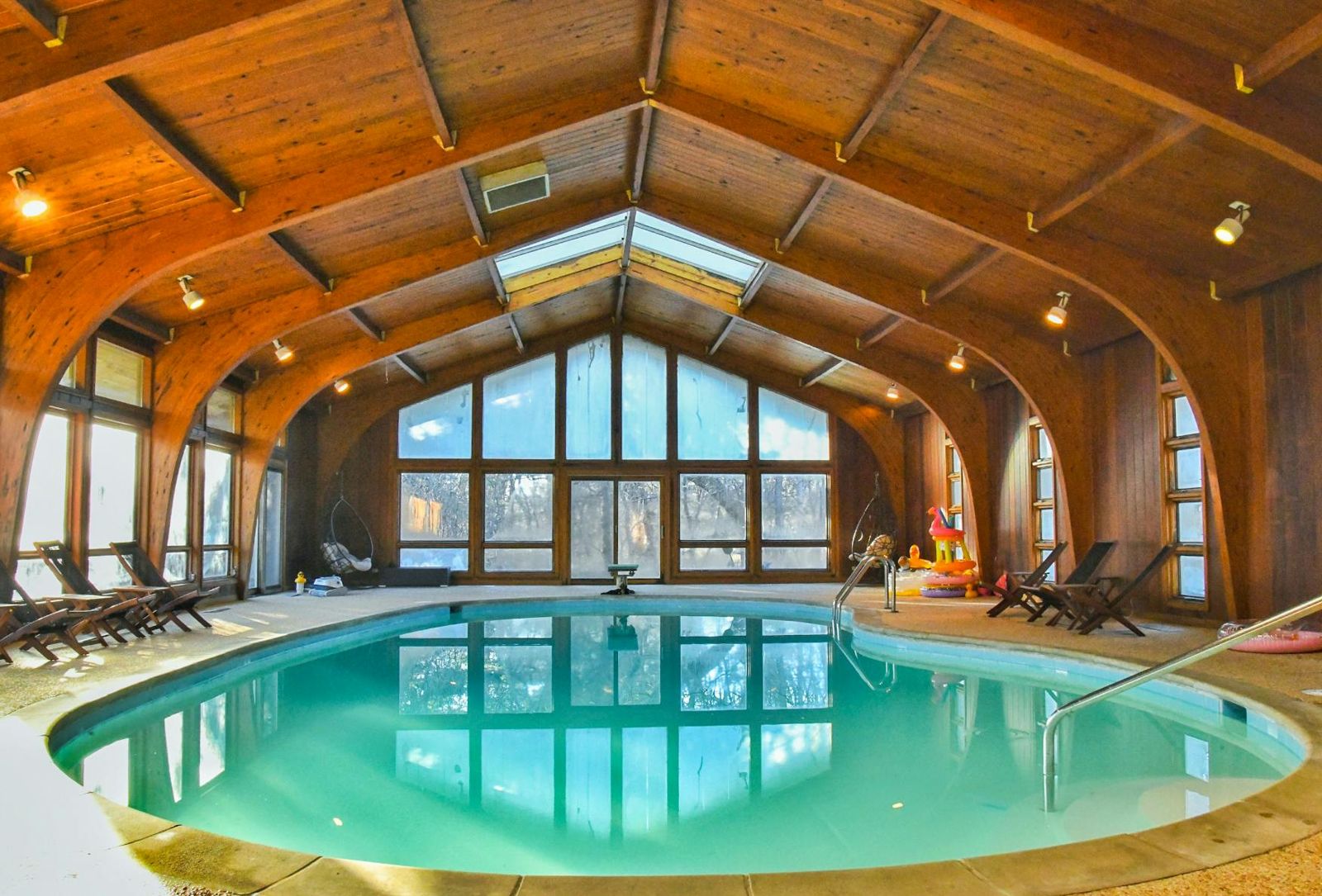Long Grove Indoor Pool, photo 2
