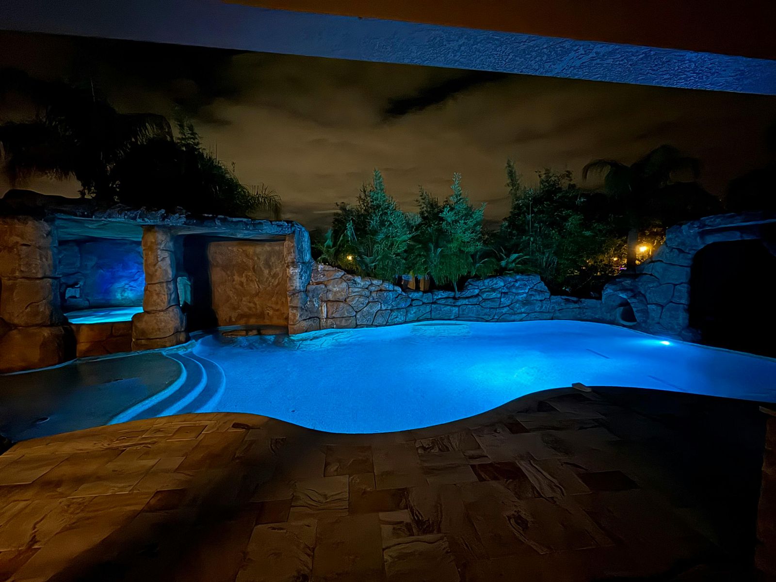 Tampa Cave Pool, photo 2