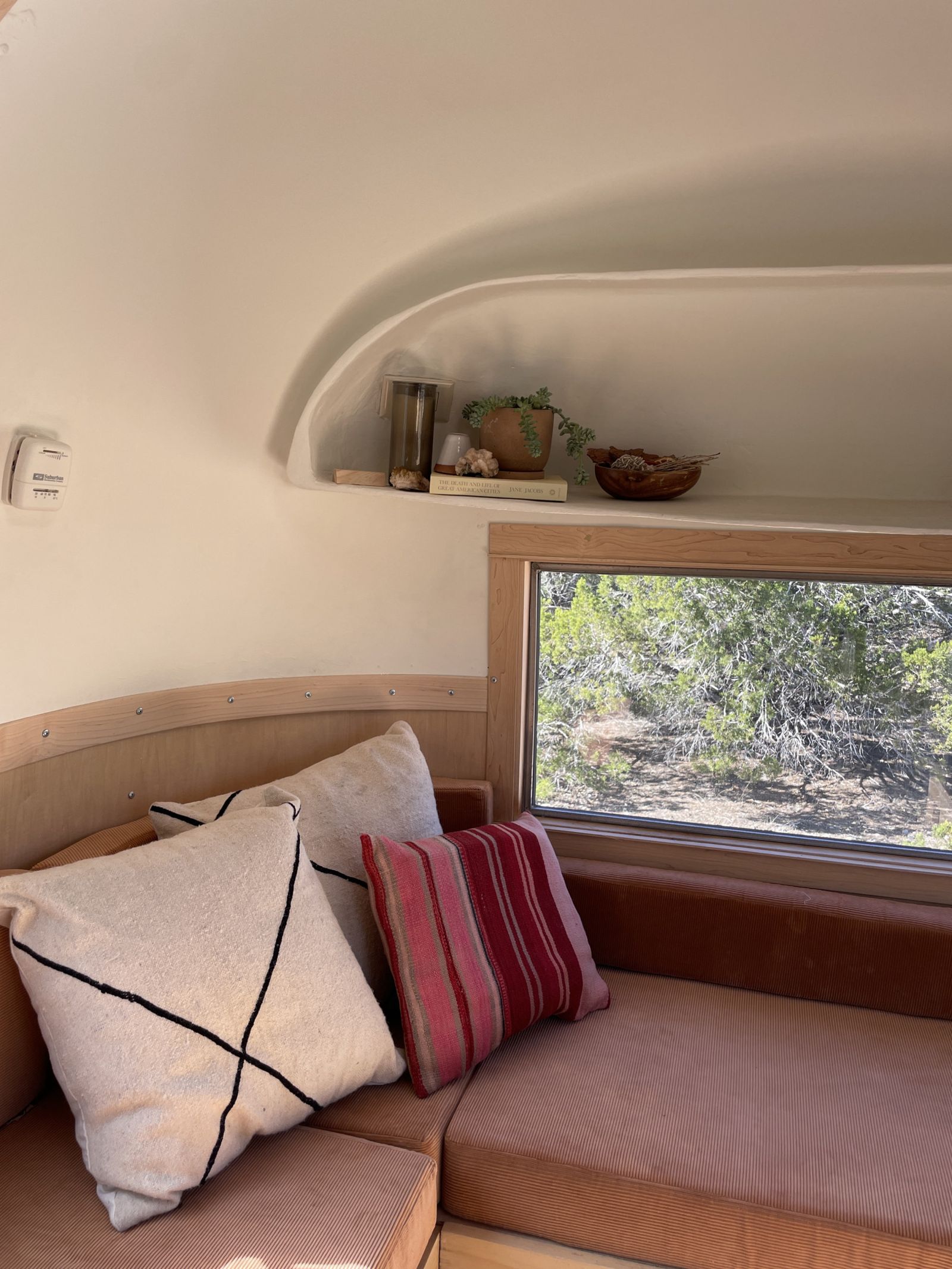 Bernadette, 1964 Airstream, photo 2